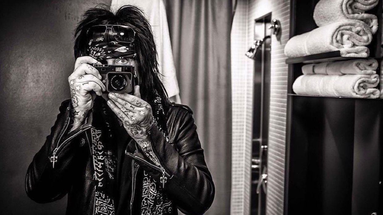 Nikki Sixx of Mötley Crüe is Also a Damn Good Photographer