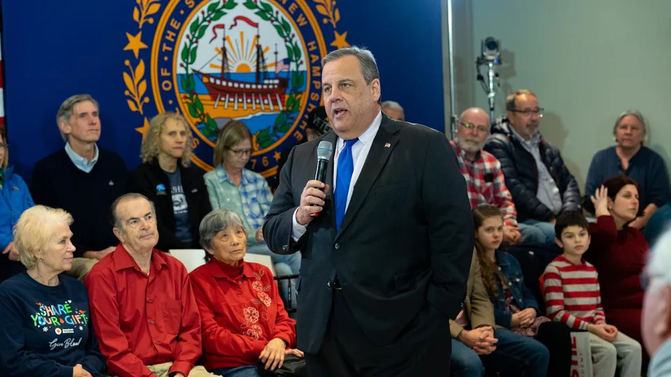 Governor Chris Christie in Bedford Ahead of Primary