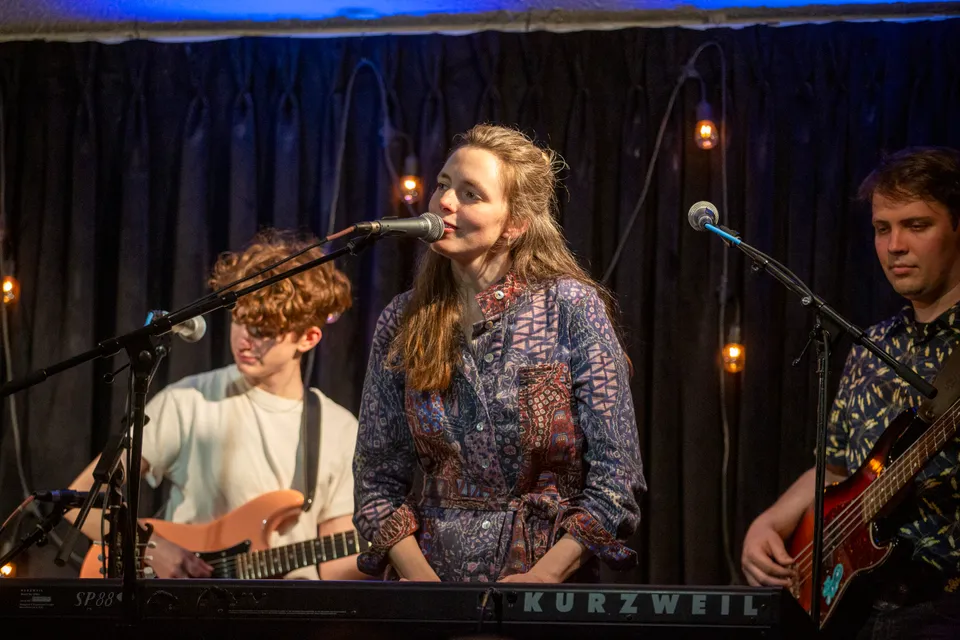 Conjuring Ethereal Magic: Lindsay Foote's Captivating Performance at Club Passim